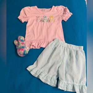 Girls sz 3/4 Pink Appliqué/Embroidered Bunny Top with Seersucker Ruffle Shorts